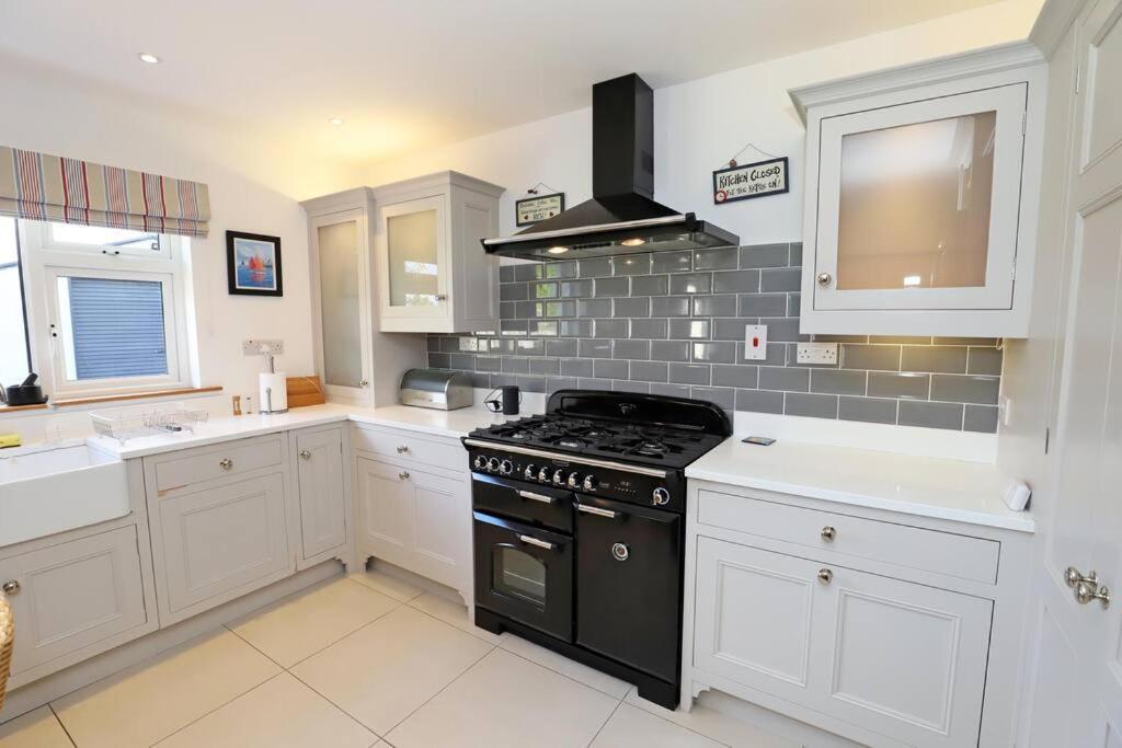 Luxury Detached Home Close To Strangford Lough Killinchy Zewnętrze zdjęcie